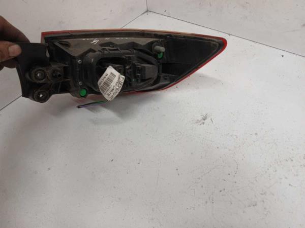 FEU ARRIERE GAUCHE RENAULT - Vue 2